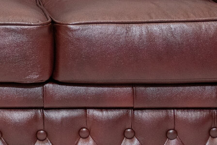 Chesterfield Bank  First Class Leer | 2-zits | Cloudy Rood| 12 jaar garantie